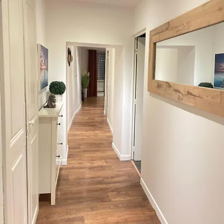 Les 2 Marmottes - Cosy Hyper Centre Apartament *